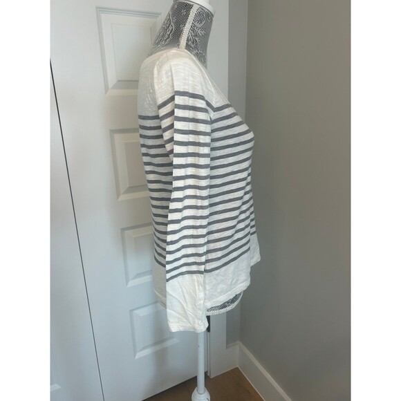 ANN TAYLOR LOFT SHIRT 3/4 LENGTH SLEEVES - Picture 2 of 5